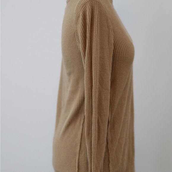 Beige Abercrombie and Fitch Long sleeve shirt - Picture 2 of 7